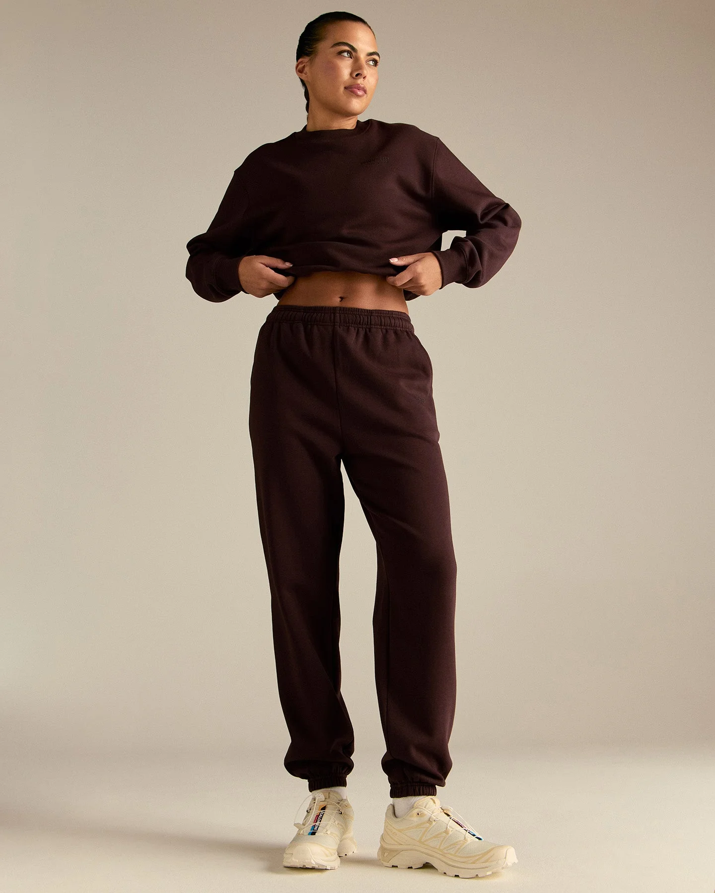 Comfort Outdoor Cropped Crew Neck | Cafe Noir - Image 8