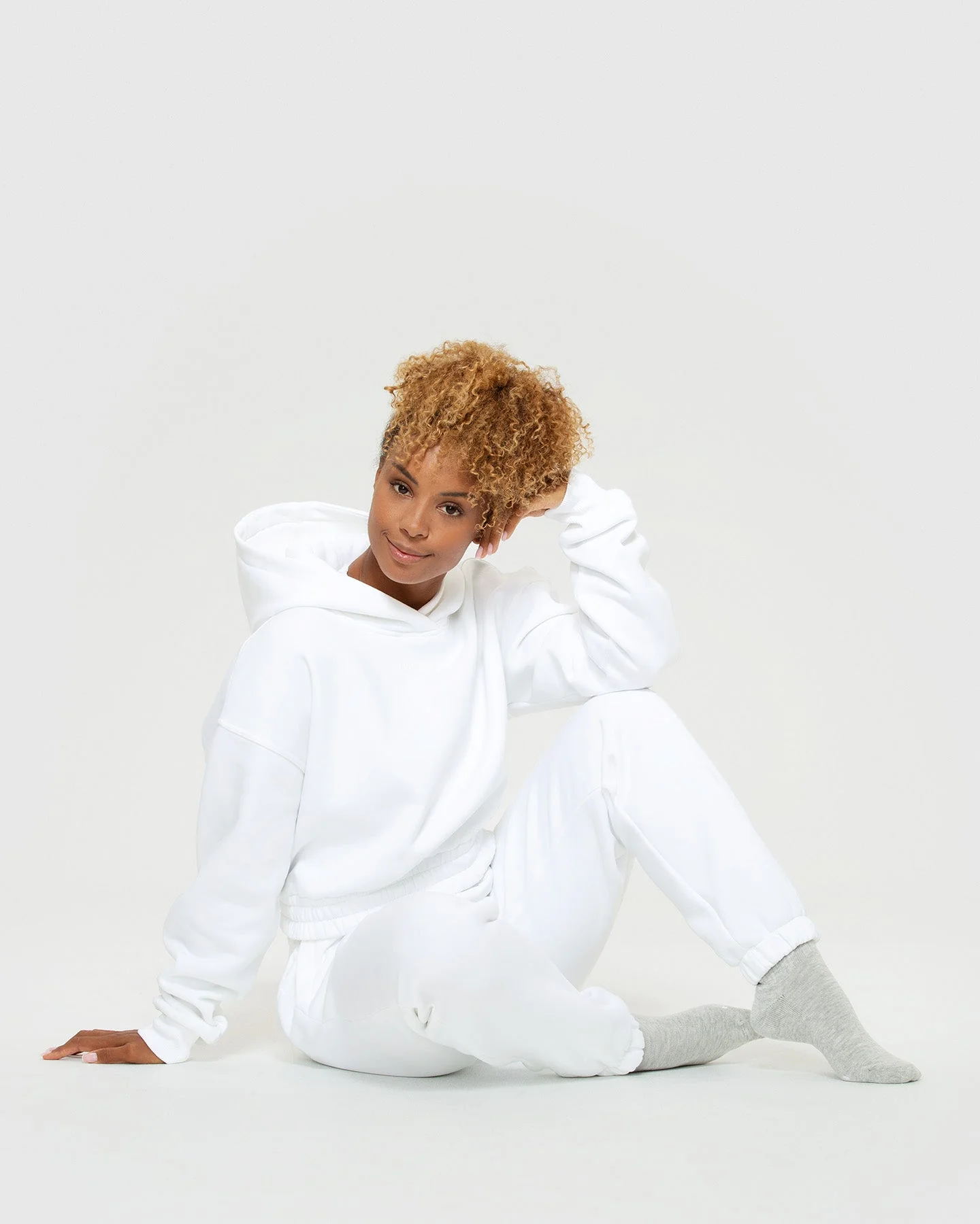 Comfort Oversized Joggers | White - Image 6