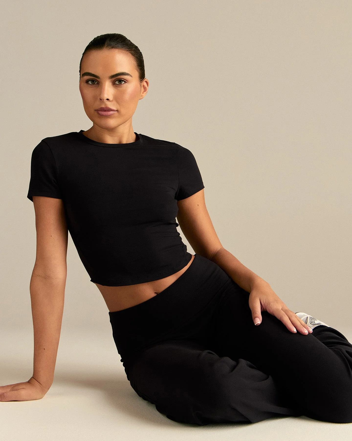 Cotton Contour Short Sleeve T-Shirt | Black - Image 8