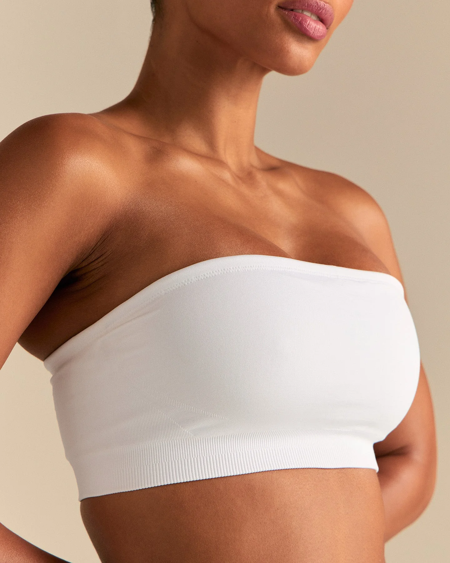 Define 2.0 Seamless Bandeau Bra | White - Image 3