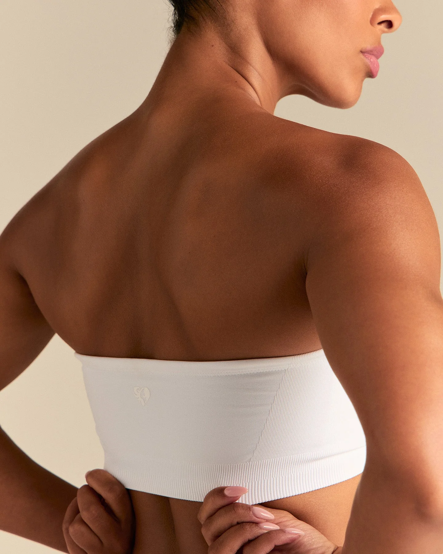 Define 2.0 Seamless Bandeau Bra | White - Image 4