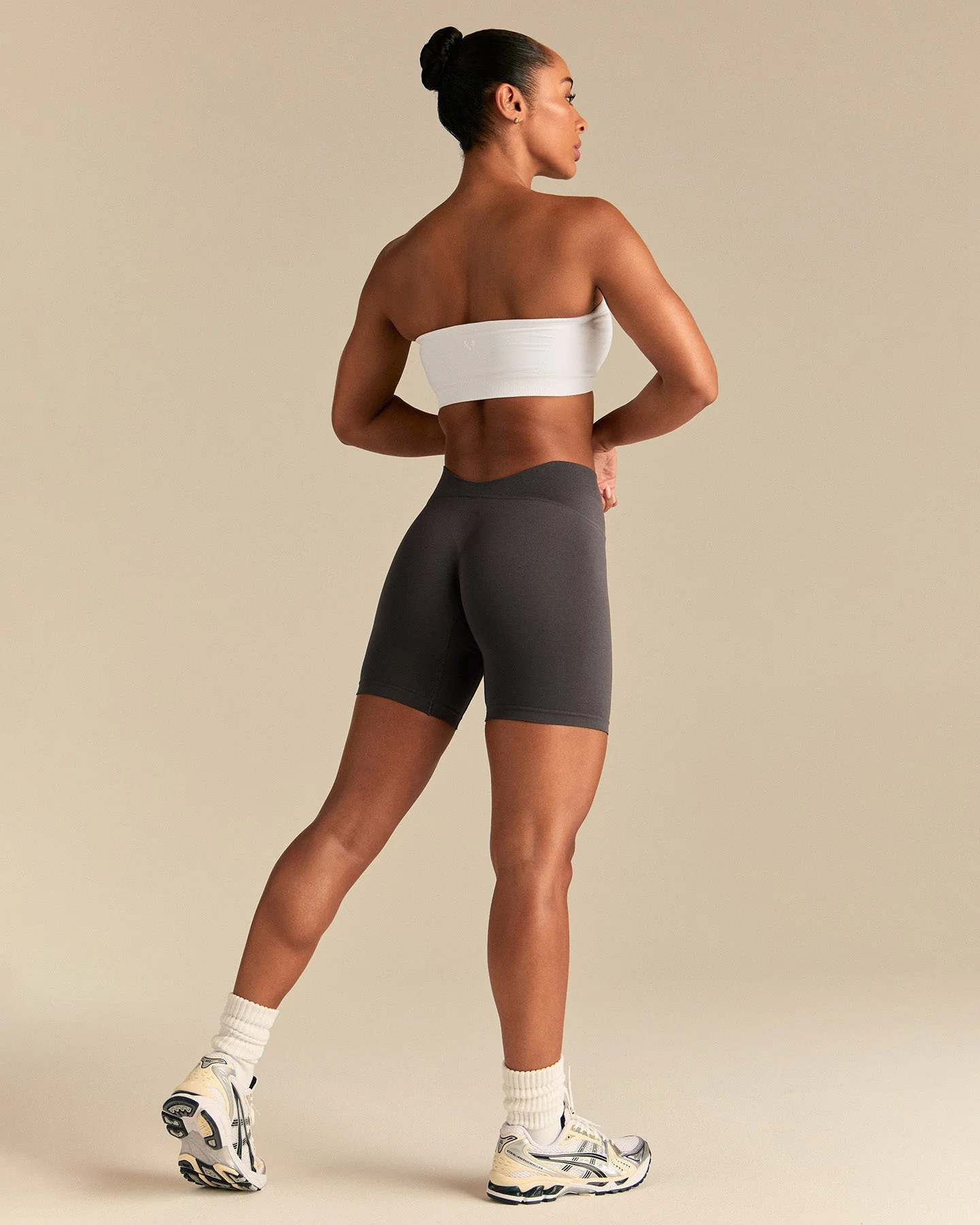 Define 2.0 Seamless Bandeau Bra | White - Image 8