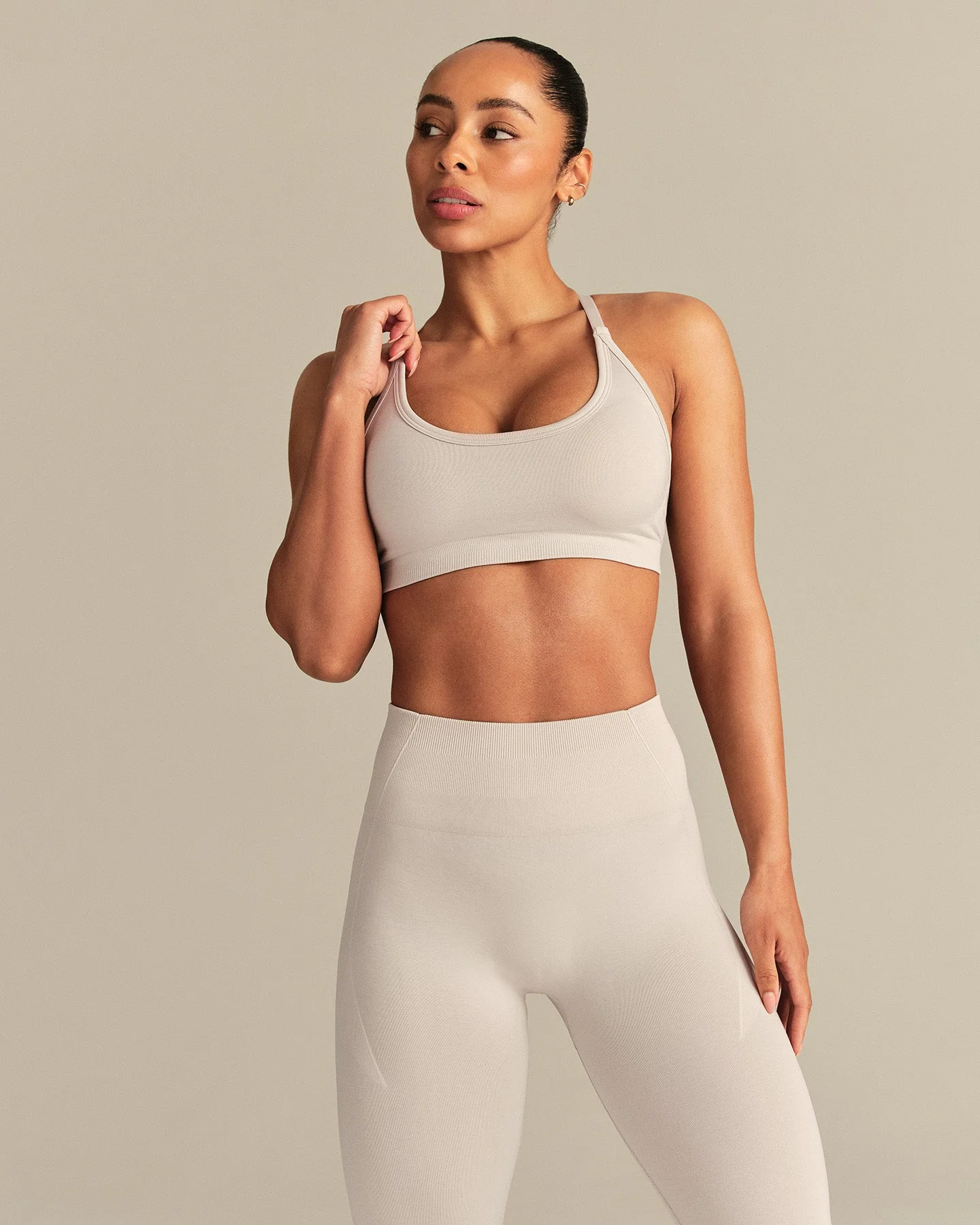 Define 2.0 Seamless Cross Back Bra | Stone - Image 8