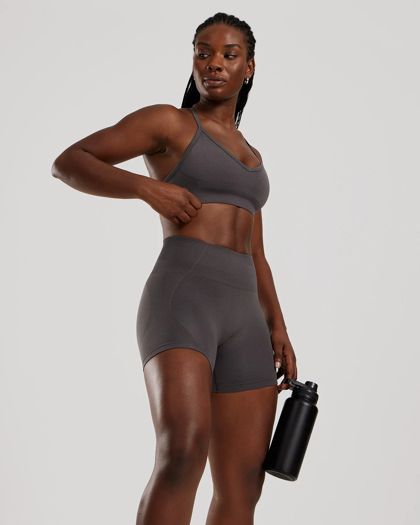 Define 2.0 Seamless Halter Neck Bra | Graphite - Image 5