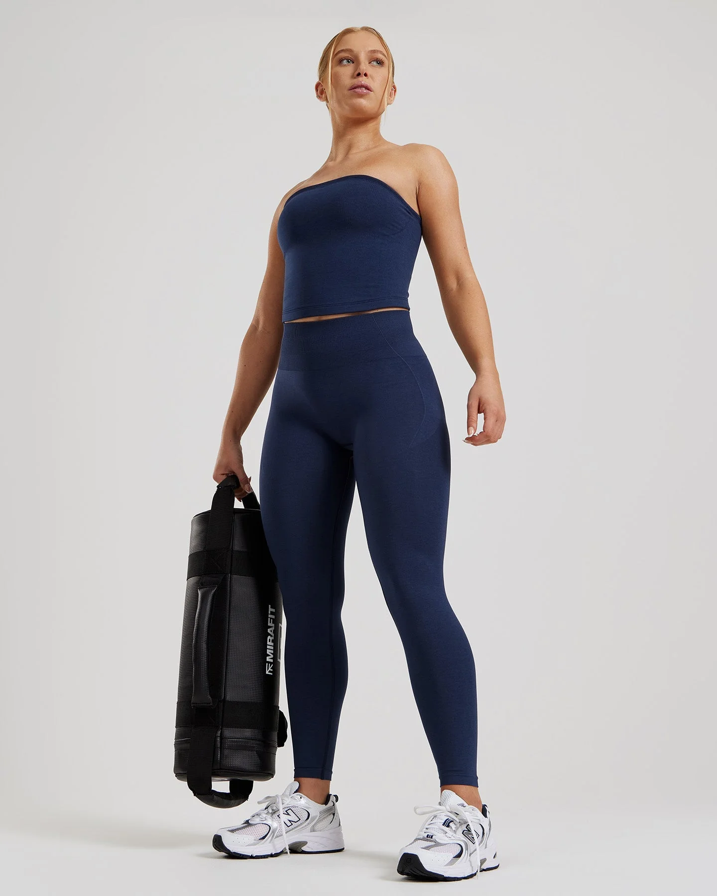 Define 2.0 Seamless Longline Bandeau Bra | Sapphire Blue - Image 2