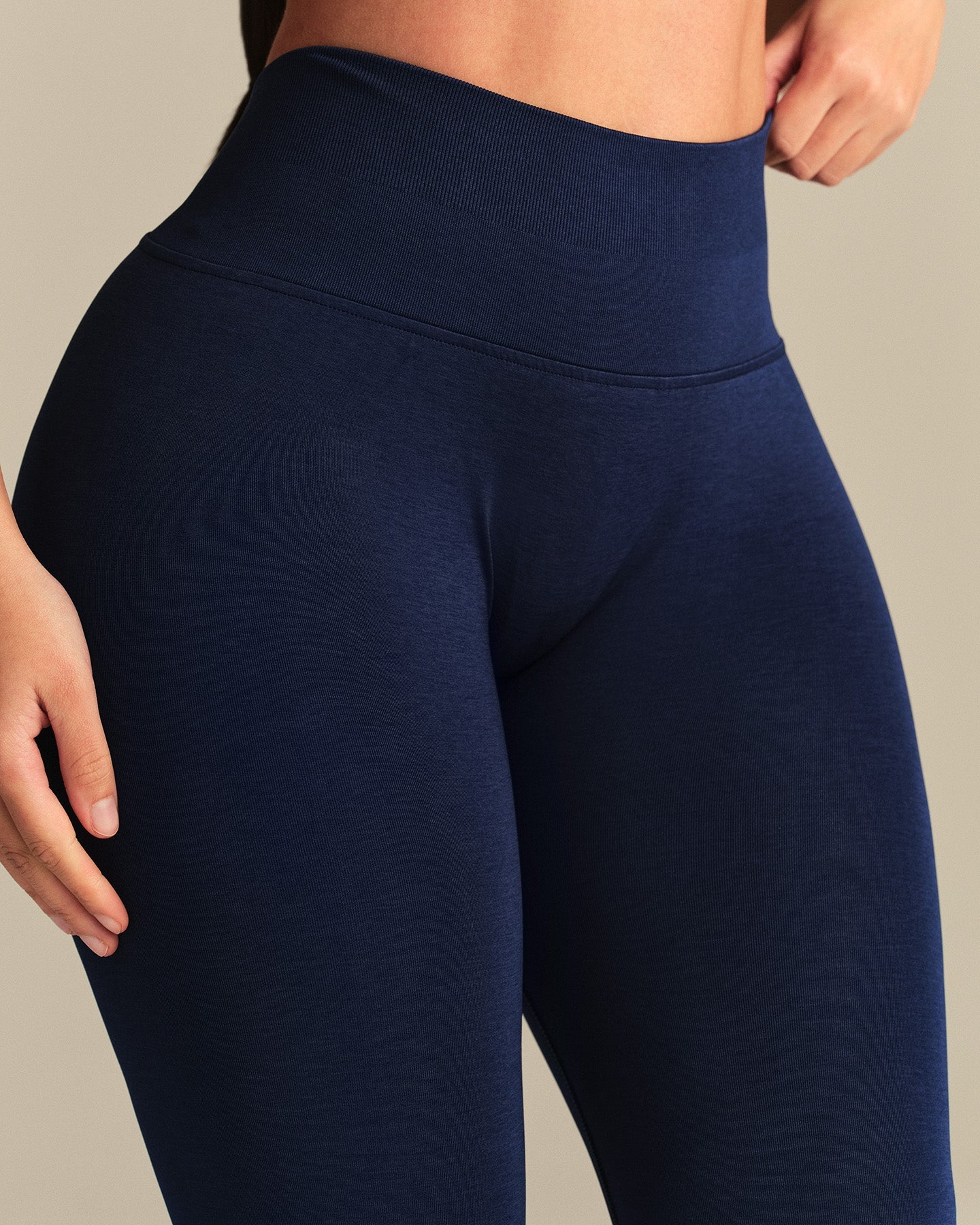 Define 2.0 Seamless Low Back Leggings | Sapphire Blue - Image 2