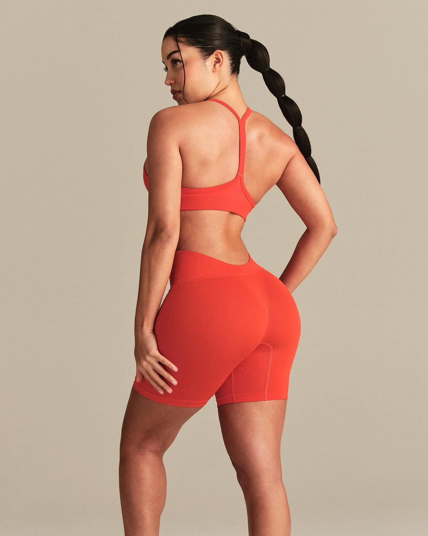 Define 2.0 Seamless Racer Back Bra | Lava Red - Image 2