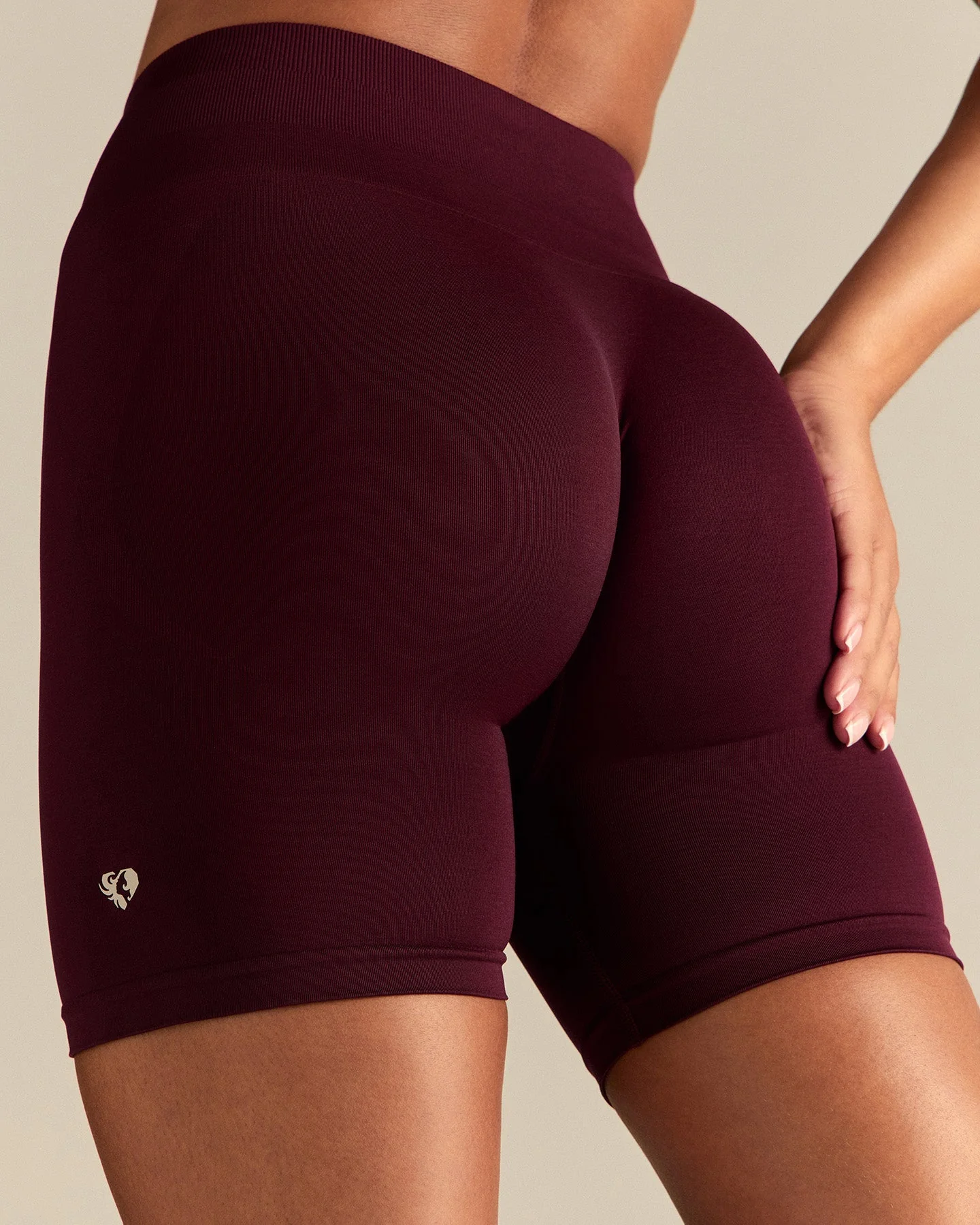 Define 2.0 Seamless Scrunch 6" Shorts | Merlot - Image 7