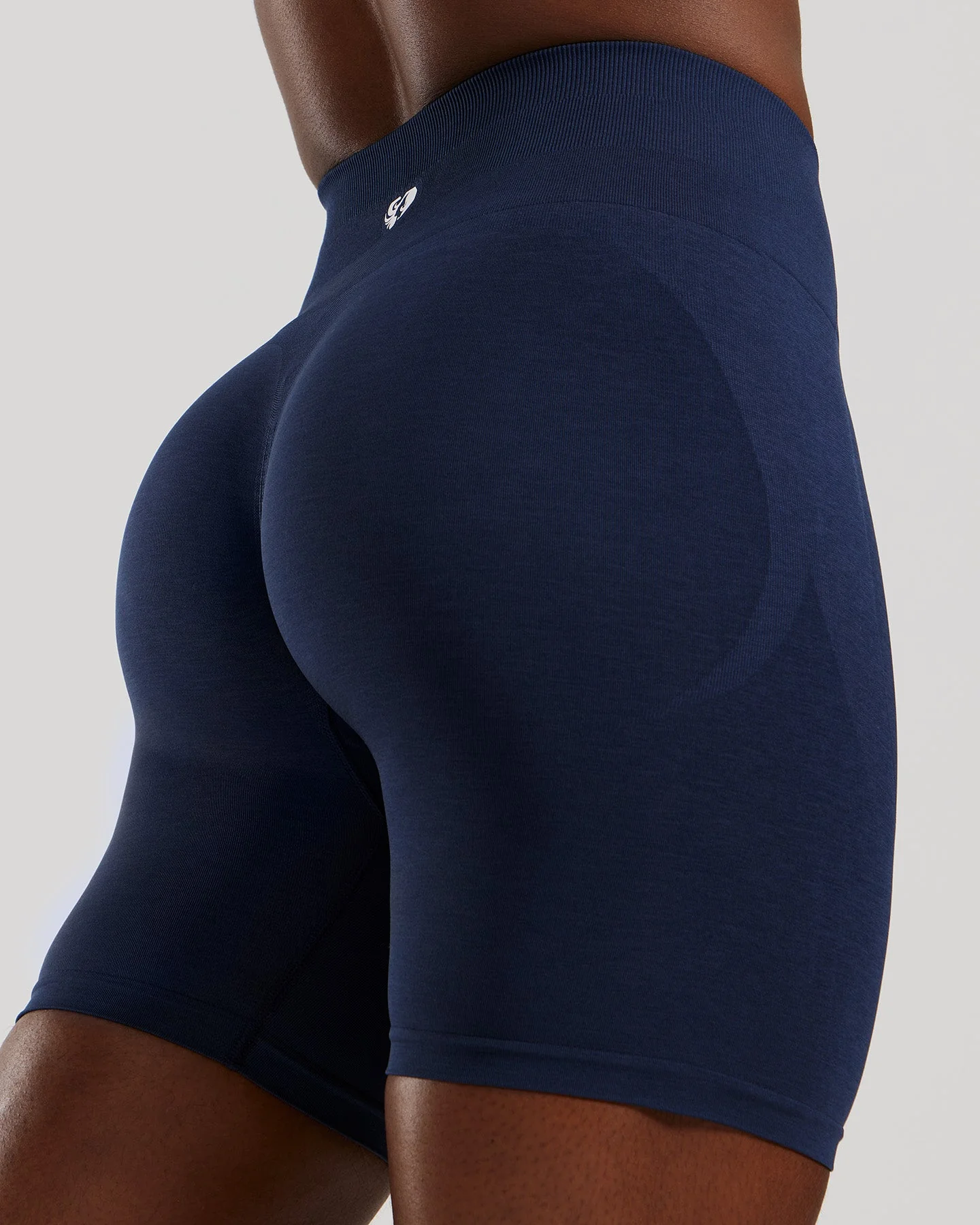 Define 2.0 Seamless Scrunch 6" Shorts | Sapphire Blue - Image 3