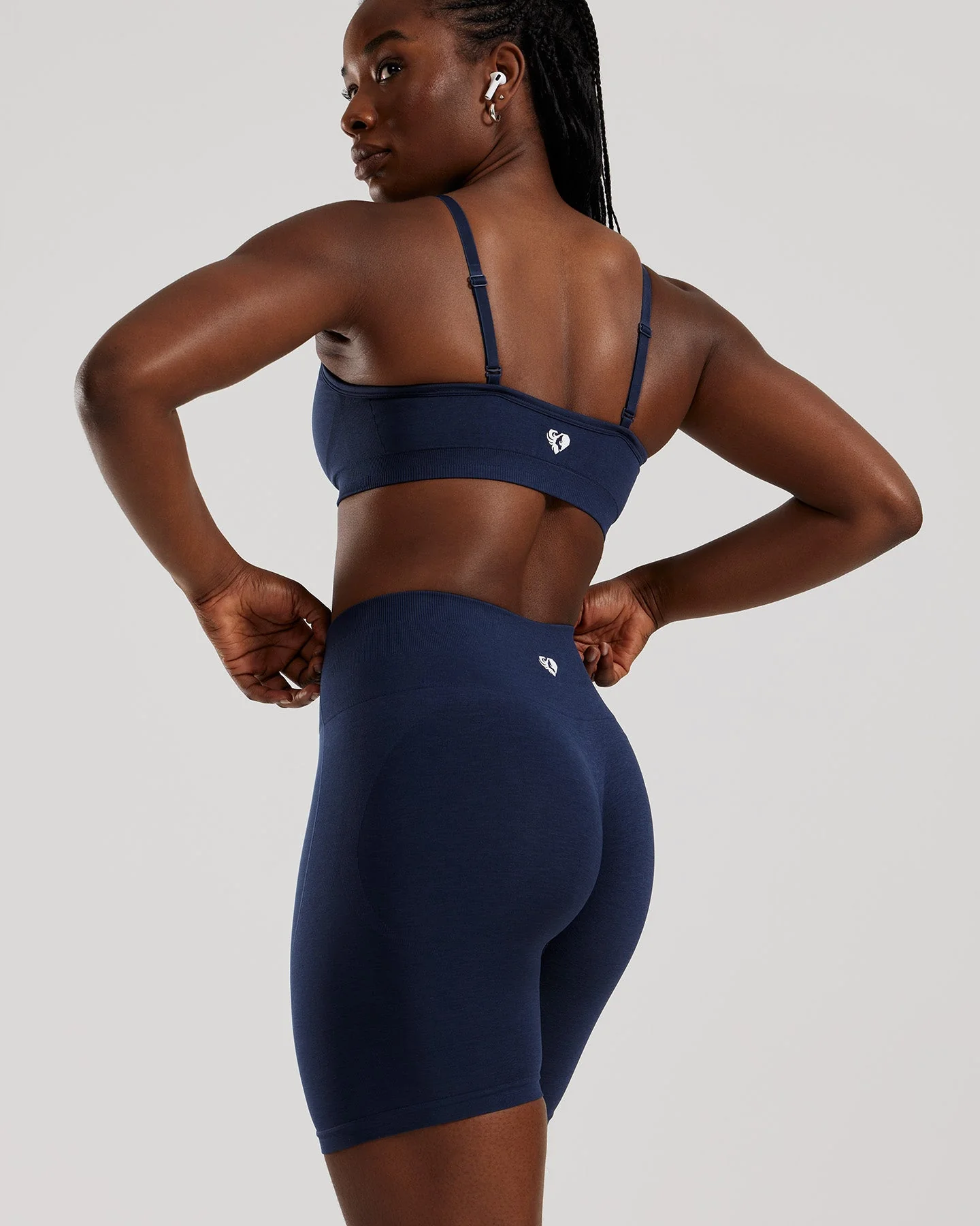 Define 2.0 Seamless Scrunch 6" Shorts | Sapphire Blue - Image 6