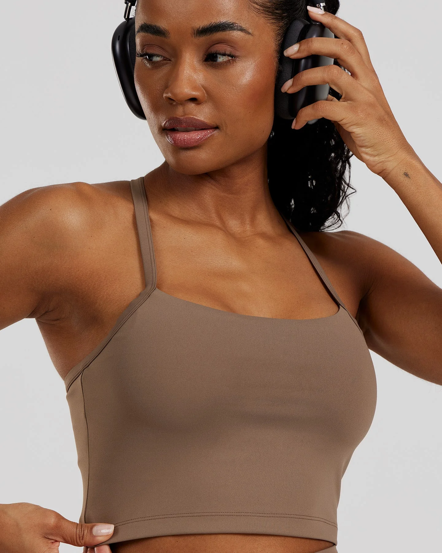 Essential Built-In Bra Crop Tank Top | Caribou - Image 4