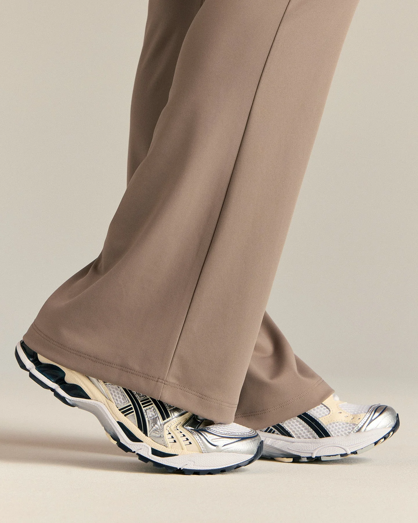 Essential Flared Leggings | Taupe Grey - Image 4