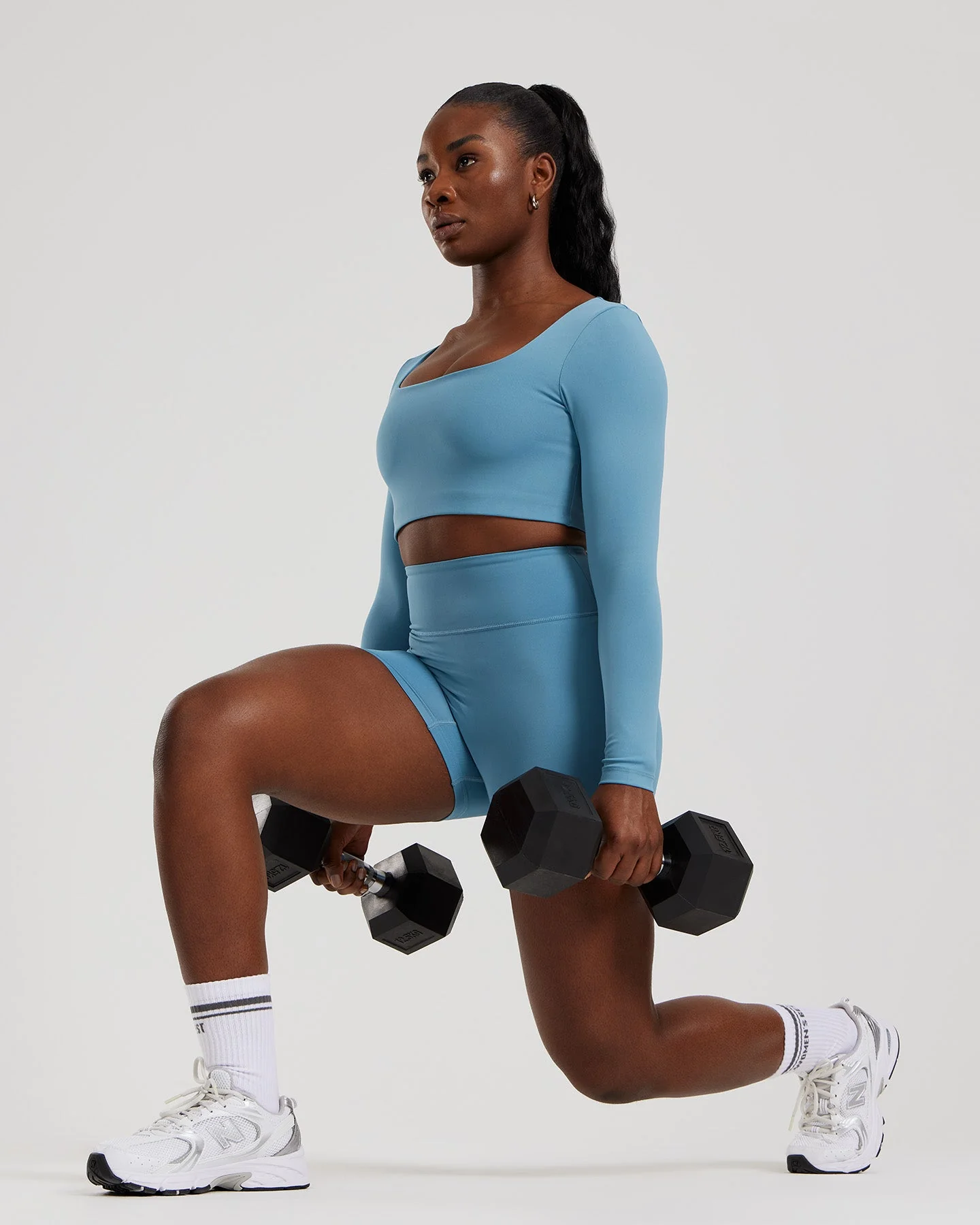 Essential Long Sleeve Built-In Bra Top | Basalt - Image 2