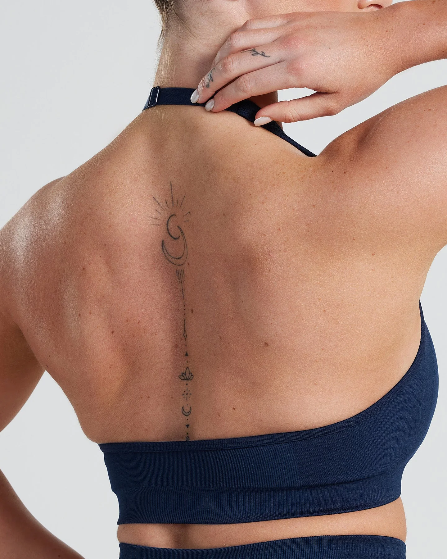 Motion Seamless Halter Bra | Sapphire Blue - Image 4