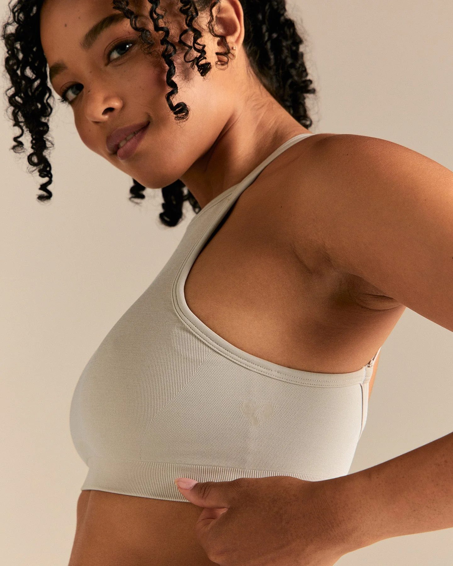 Motion Seamless Racer Front Bra | Stone - Image 7