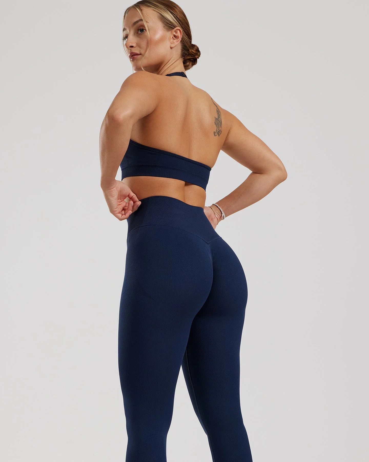 Motion Seamless Scrunch Leggings | Sapphire Blue - Image 6