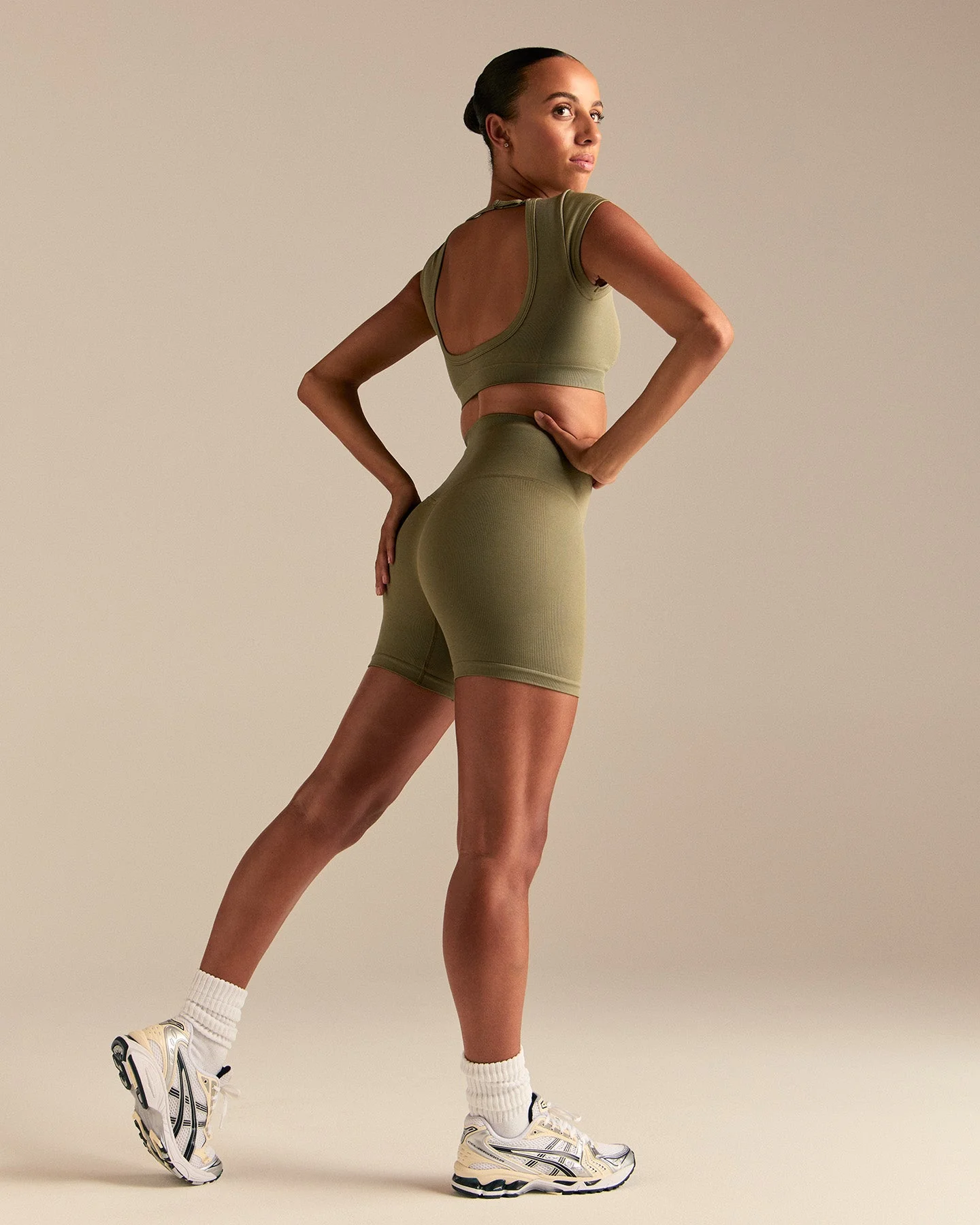 Motion Seamless Shorts | Willow - Image 2