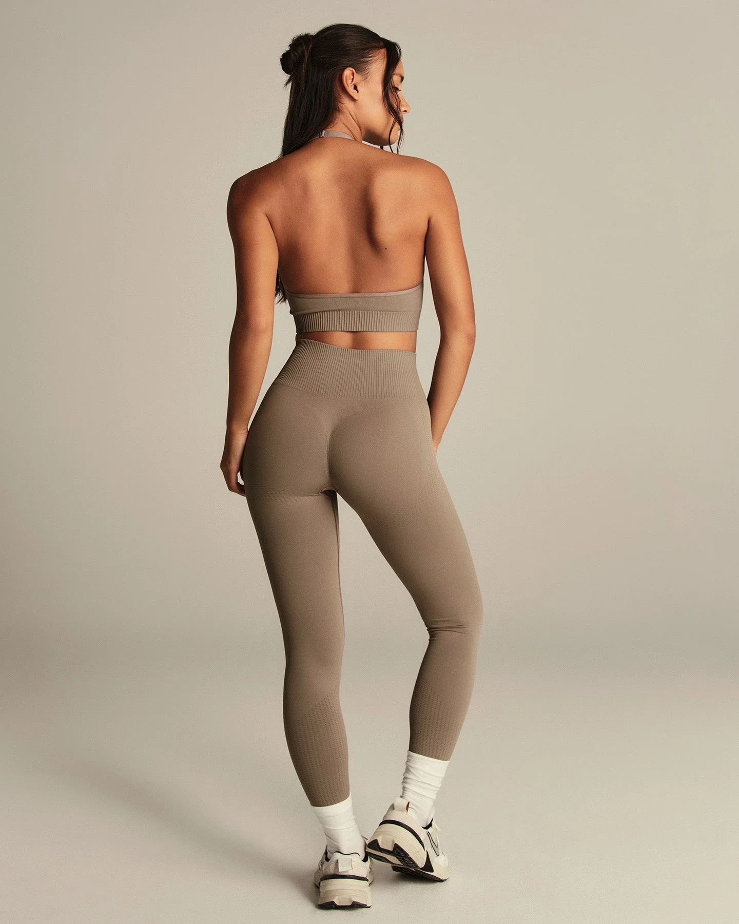 Power Seamless Halter Neck Bra | Taupe Grey - Image 2
