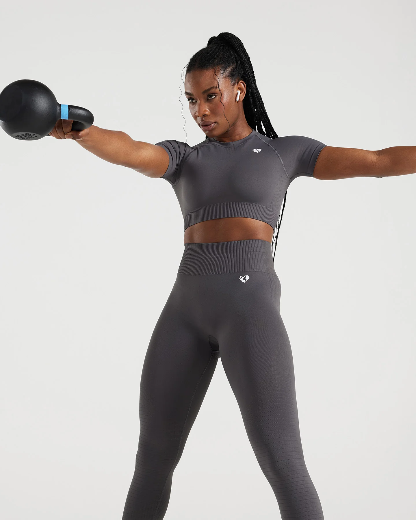 Power Seamless Short Sleeve Crop Top | Graphite - Image 2