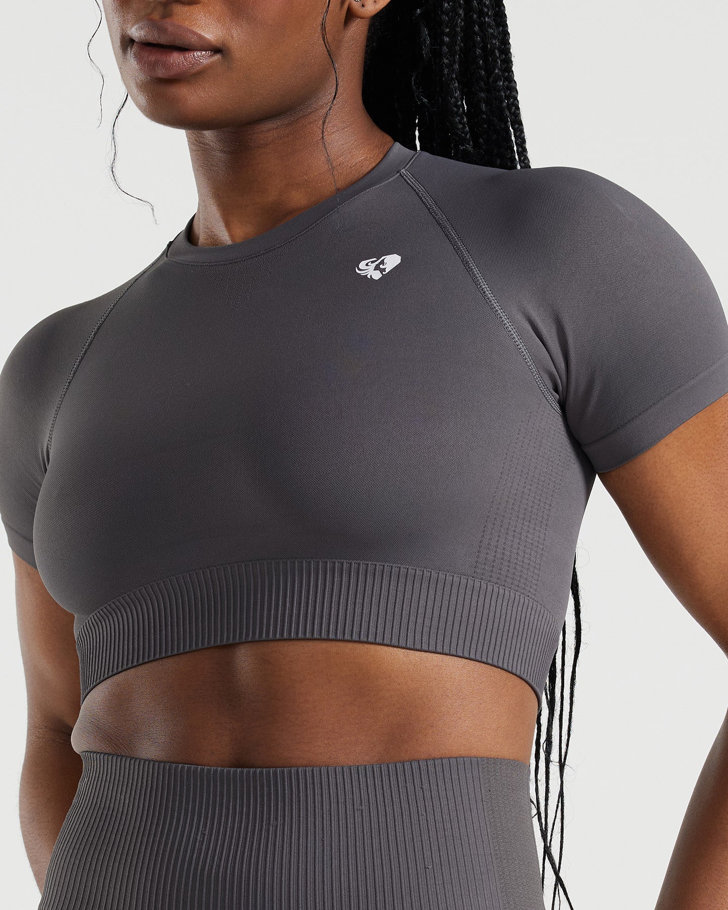 Power Seamless Short Sleeve Crop Top | Graphite - Image 4