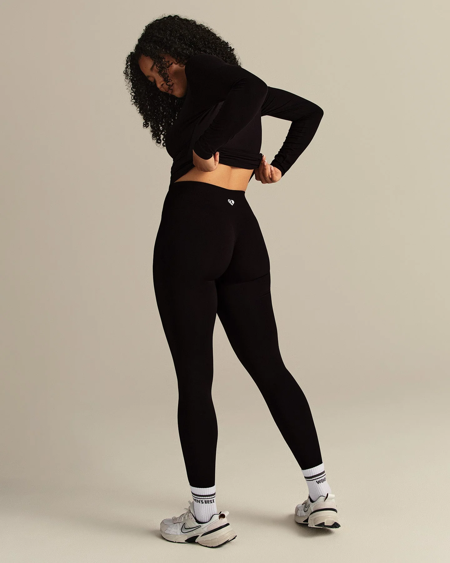 Smooth Contour Midi Crew Neck Long Sleeve T-Shirt | Black - Image 7